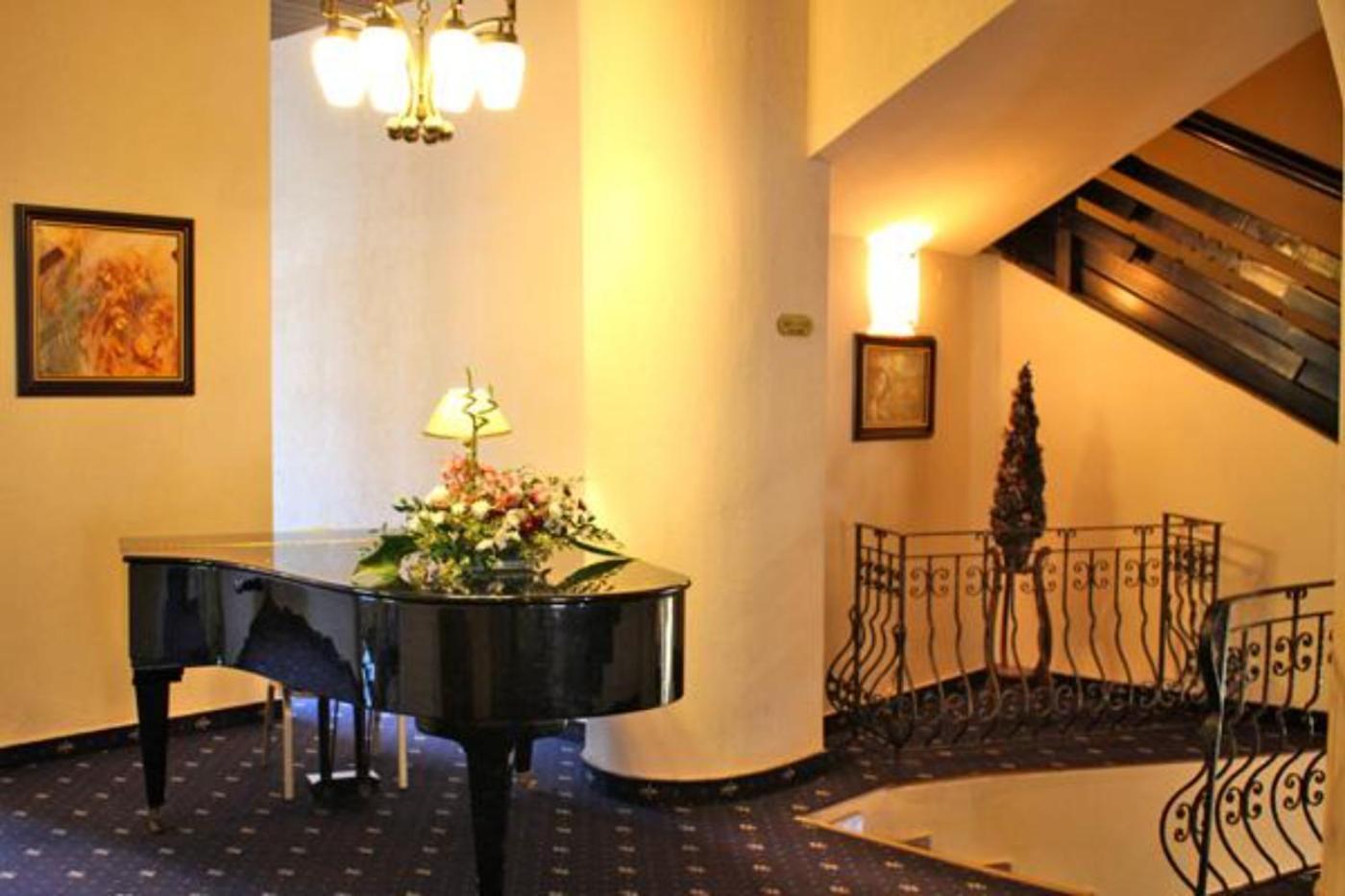 Alpin Aparthotel 2302 Poiana Brasov Esterno foto